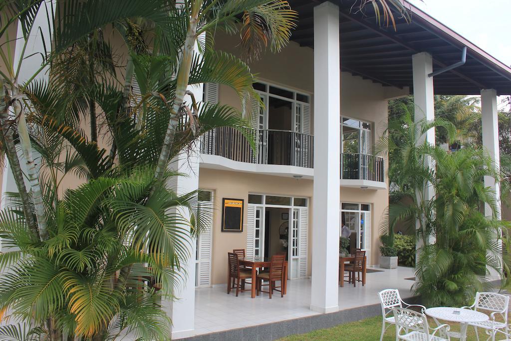 Grand 7 Hotel Thalawathugoda Talawatugoda Экстерьер фото