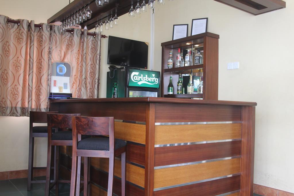 Grand 7 Hotel Thalawathugoda Talawatugoda Экстерьер фото